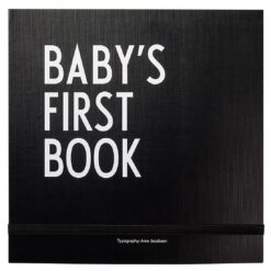 Design Letters Barnets Første Bog - Sort - Engelsk
